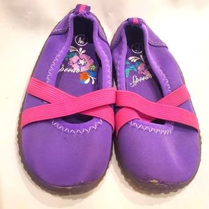 2/$10 Speedo water shoes